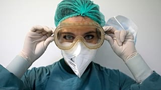 Coronavirus: Italia stabile sul plateau, in 24 ore +675 malati e 602 morti
