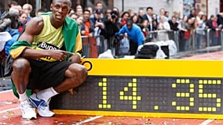 Olimpiyat rekortmeni atlet Usain Bolt'tan kinayeli 'sosyal mesafe' paylaşımı