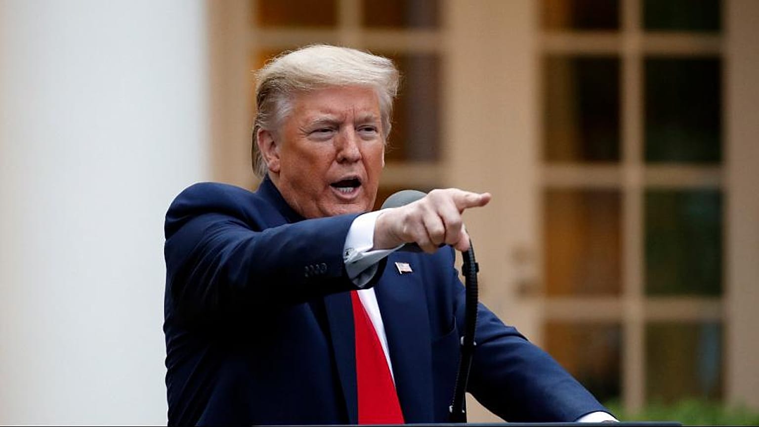 Trump hat in der Nacht auf Mittwoch entschieden, vorerst keine Gelder mehr an die WHO zu zahlen. Er kritisiert das Krisenmanagement der Organisation.