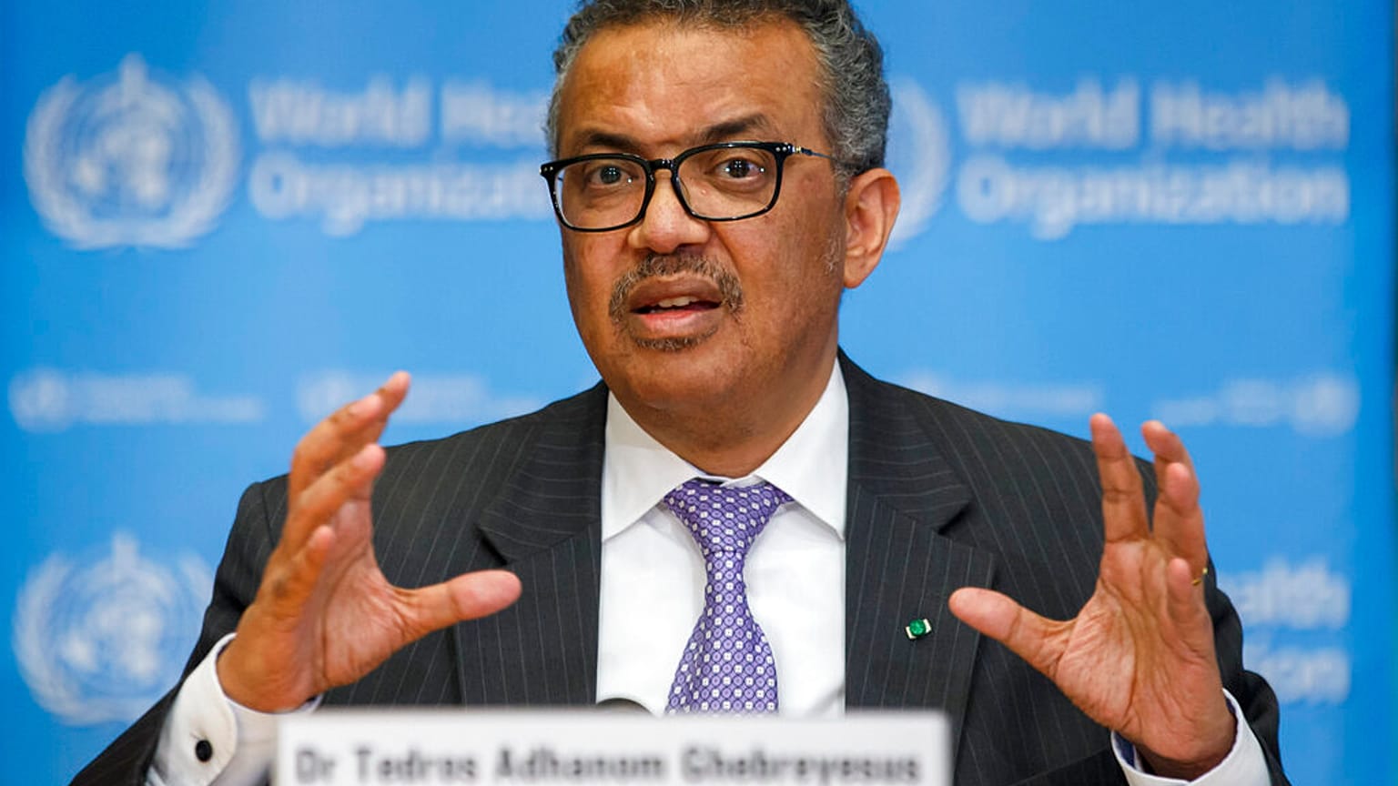 OMS alerta para riscos do "desconfinamento"