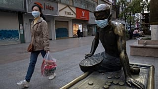 El coronavirus provoca la peor caída del PIB de China en más de 40 años