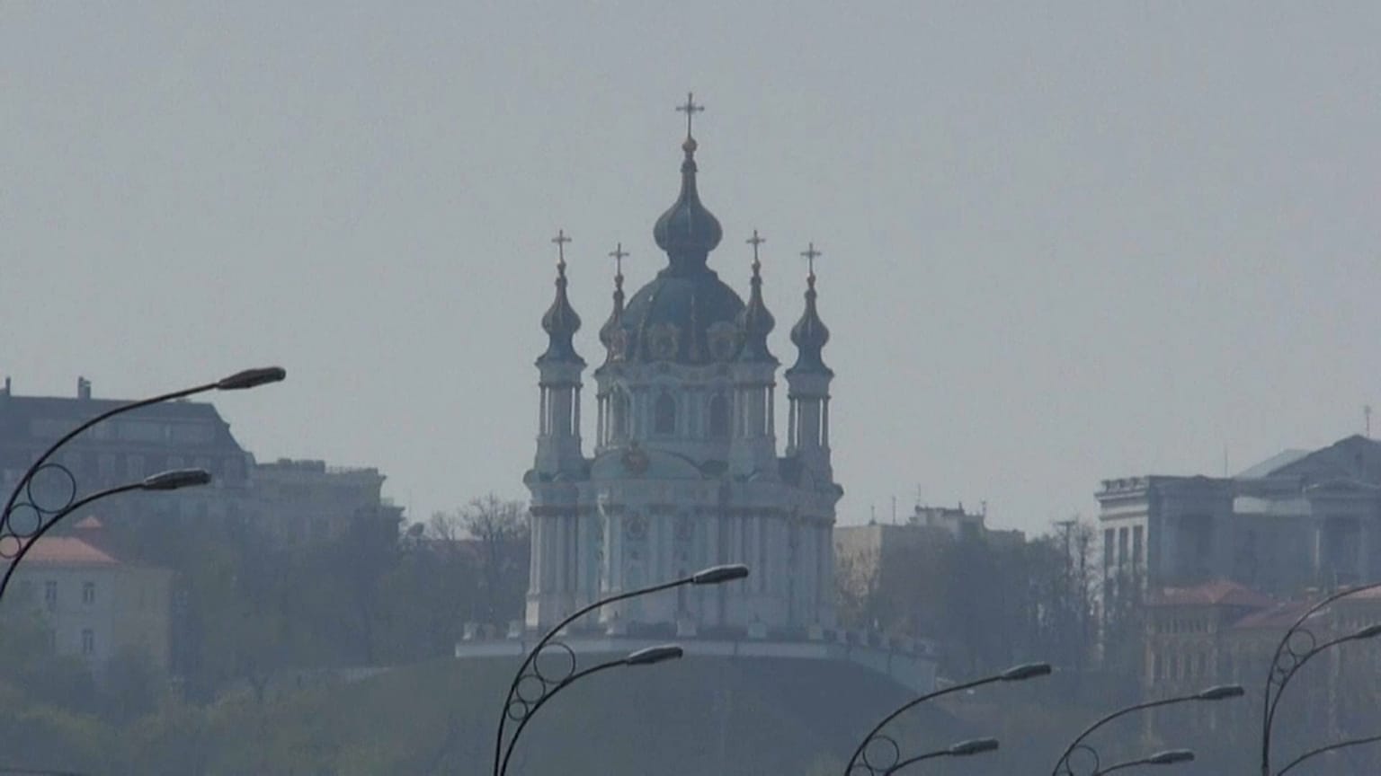 Киев в дыму от пожаров