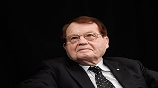 عالم الفيروسات الفرنسي، الحائز على جائزة نوبل في الطب لعام 2008، لوك مونتانييه