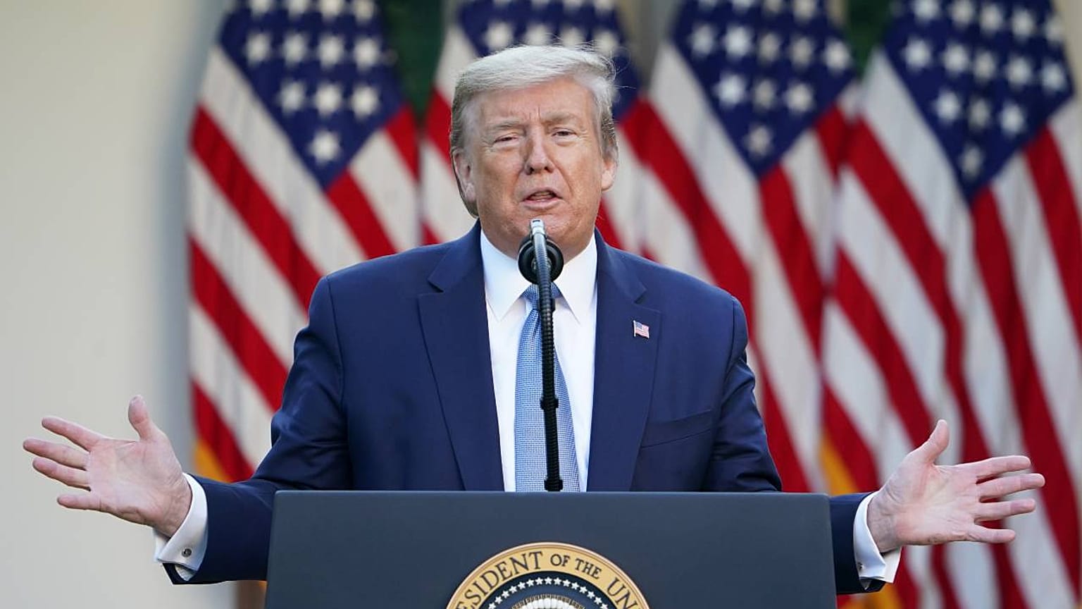 Trump'tan Pekin'e koronavirüs ithamı: Çin'deki ölü sayısı saklanıyor, ABD'nin yanına bile yaklaşamaz