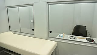Doktorları Covid-19'dan korumak için yerli 'steril triyaj kabini' geliştirildi