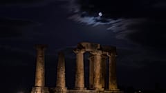 Yunanistan'ın başkenti Atina'daki Apollo Tapınağı
