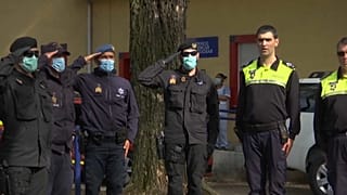 Дань уважения португальским врачам