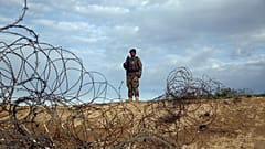 Afghanistan'da bir ordu mensubu 