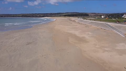 Coronavirus: Tourism-reliant Cornwall faces hardship if lockdown lasts into summer