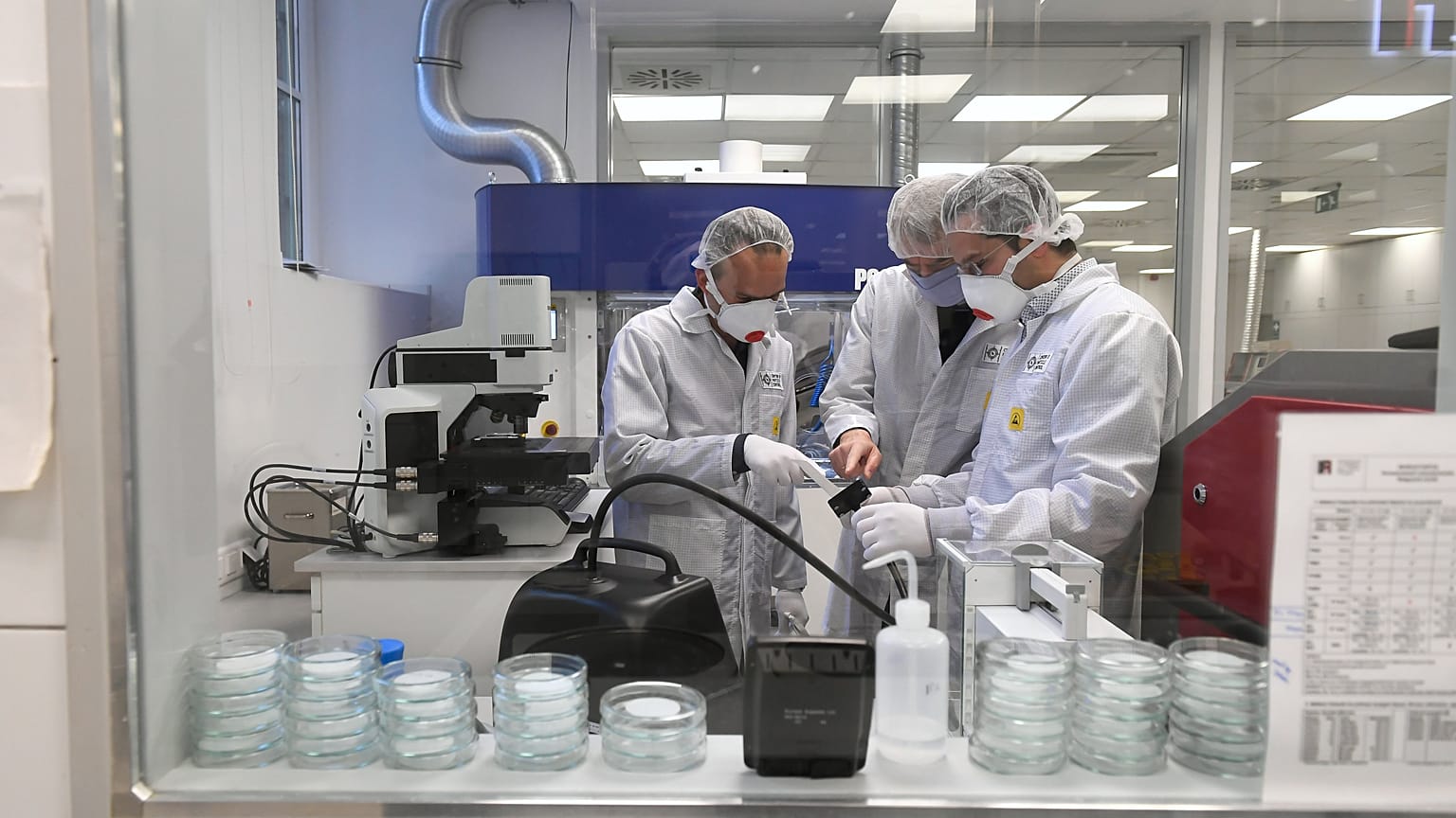 A BME Villamosmérnöki és Informatikai Kar új laboratóriuma, 2020. április 20-án.