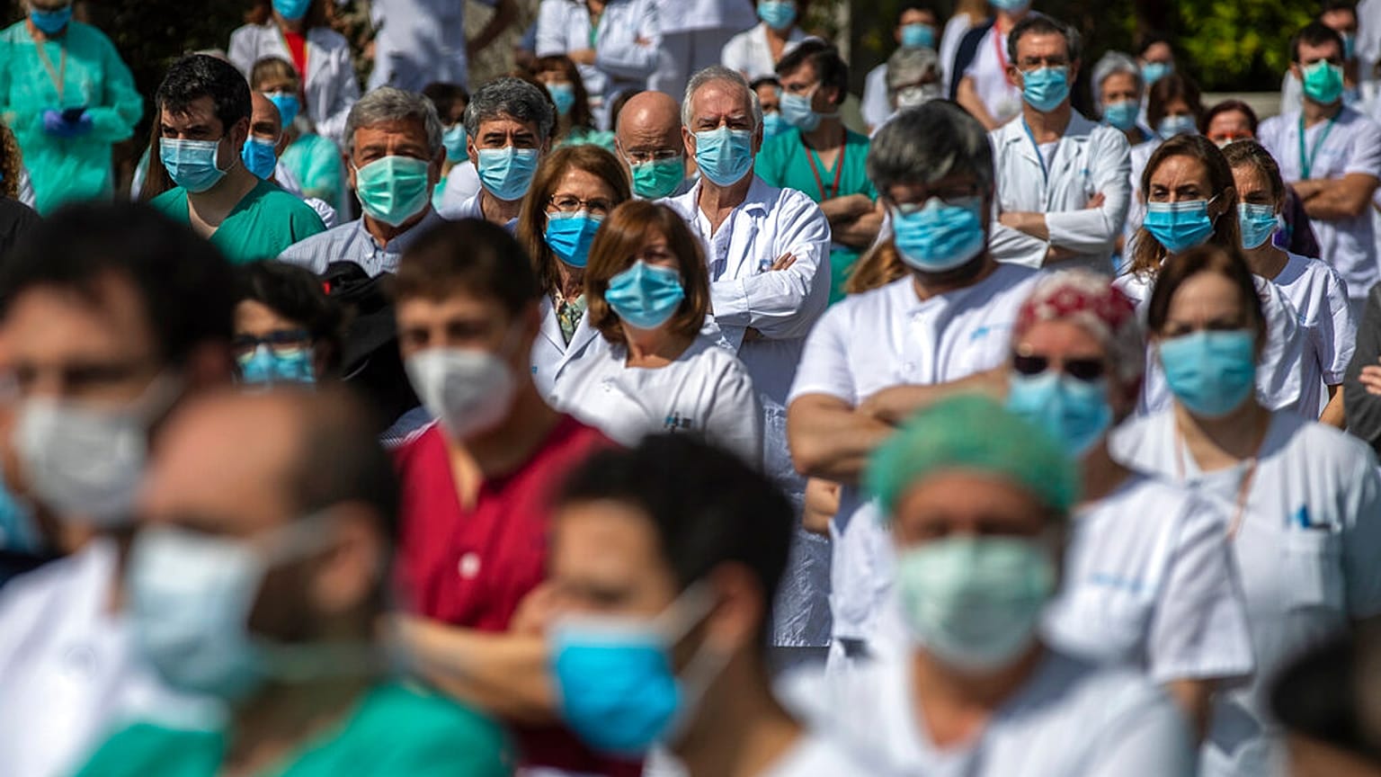 Spagna, in lieve aumento le vittime del coronavirus