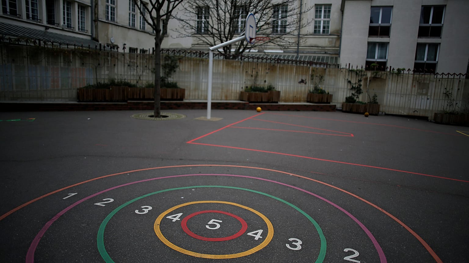 France Virus Outbreak