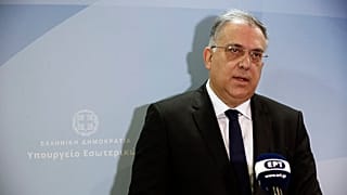 Θεοδωρικάκος: Ηλεκτρονικά από τον επόμενο μήνα τα δικαιολογητικά