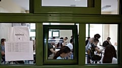 Κεραμέως: Ακολουθούμε τις οδηγίες των ειδικών - Στόχος η έναρξη των Πανελλαδικών τον Ιούνιο