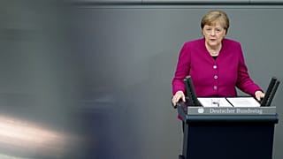 المستشارة الألمانية أنغيلا ميركل في جلسة البرلمان، الخميس 23 أبريل 2020