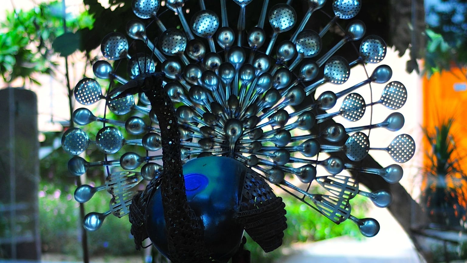 Gopal Namajoshi makes sculptures from recycled metal. 