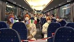 Kubanische Ärzte kommen in Italien an, März 