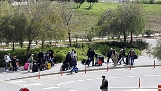 ΑΦΙΞΗ ΕΠΙΒΑΤΩΝ ΣΤΟ ΑΕΡΟΔΡΟΜΙΟ ΛΑΡΝΑΚΑΣ