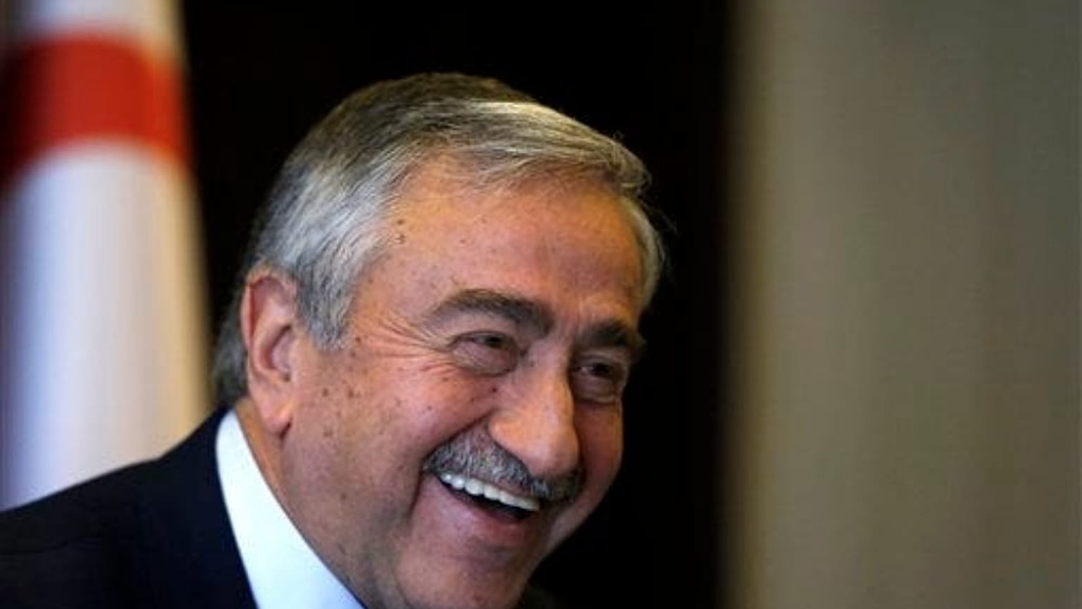 Απευθείας επικοινωνία με τον ΠΟΥ επιδιώκει με επιστολή του ο Ακιντζί