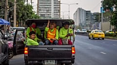 في ظل الحجر المنزلي.. الاحتفال بعيد العمال سيكون من الشرفات وعبر الإنترنت 