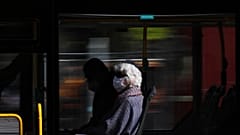 Egy új fázis, a járvánnyal való együttélés kezdődik Európában