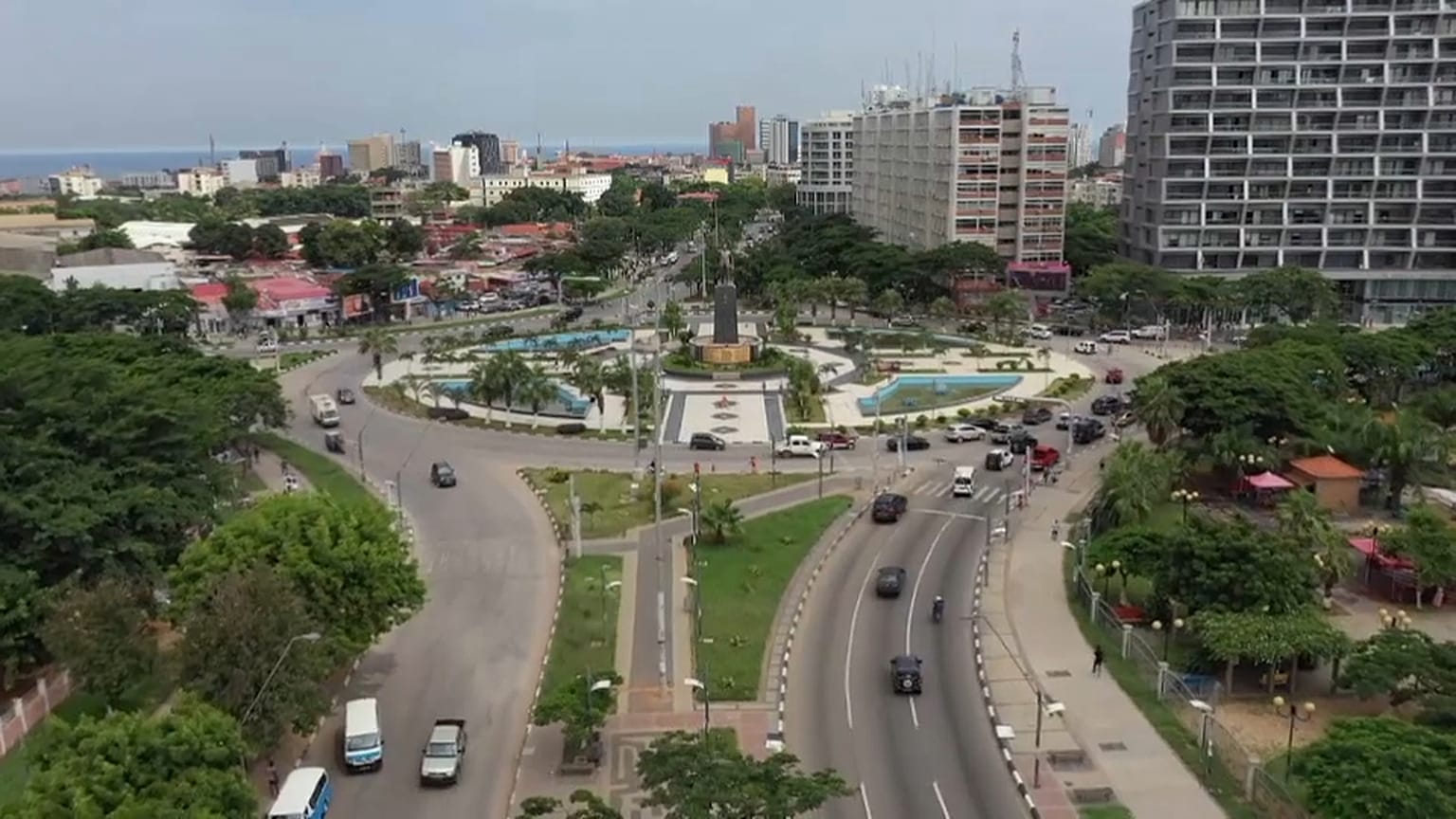 Crise do petróleo e da covid-19 fazem estremecer economia de Angola