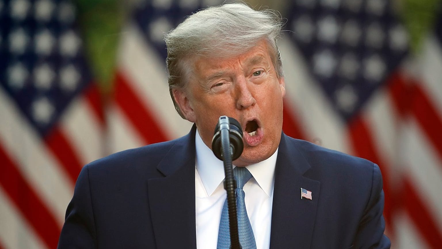 Trump Kínát okolja - és nem vállal felelősséget, ha valaki fertőtlenítőt iszik 