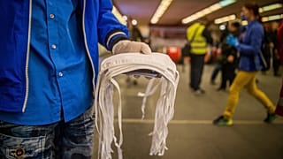 Koronavírus - Kötelező a maszk használata a fővárosi tömegközlekedés járatain