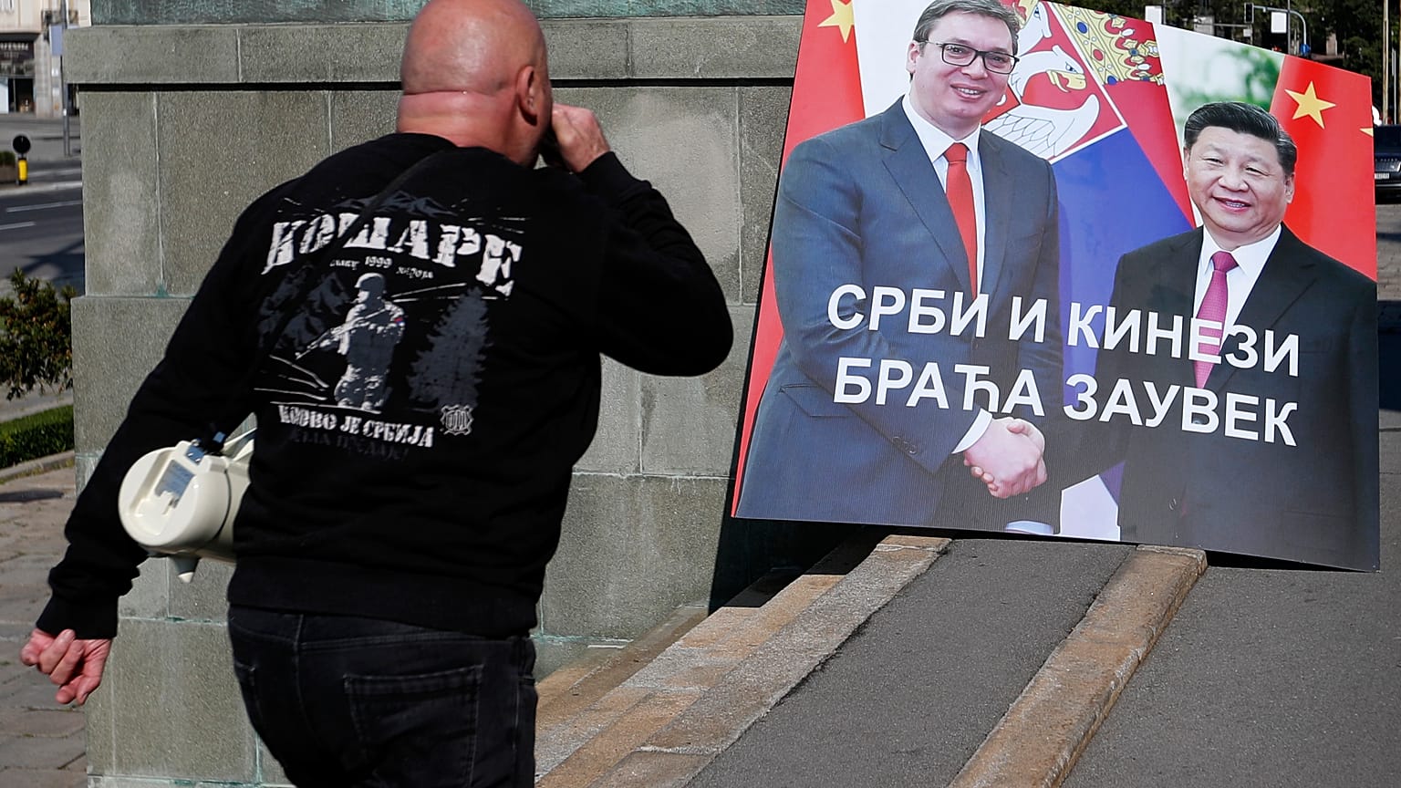 Wut auf Vucic: Mit Kochtöpfen gegen den Lockdown