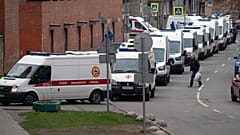 Очередь в Покровскую больницу. С.-Петербурга