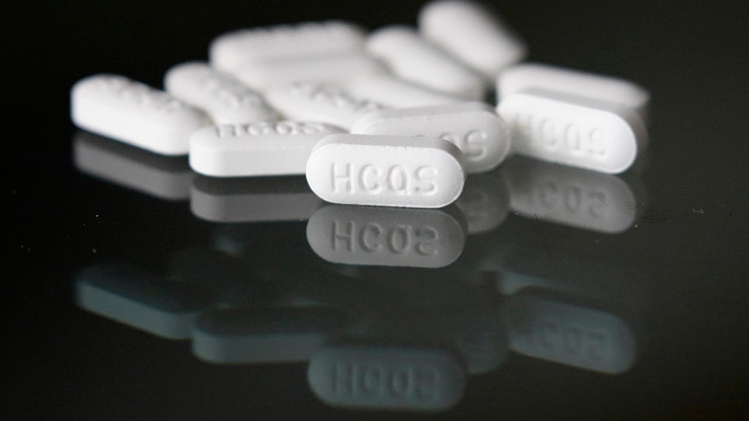 E' corsa mondiale alla cura per trattare il Covid-19. Buone risposte da vari farmaci