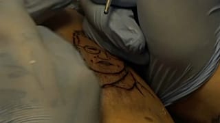 Tegnell als Corona-Tattoo in Schweden: "Das Gesicht 2020"