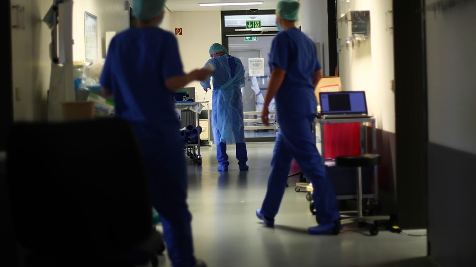 Γερμανία: «Φουντώνει» η συζήτηση για τη χαλάρωση των μέτρων