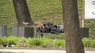 Московские бездомные жалеют волонтеров