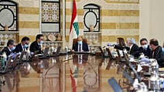   وسط غضب الشارع.. خطة إنقاذ اقتصادية تبصر النور في لبنان