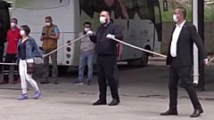 1 Mayıs'a özel sosyal mesafeli halay