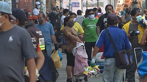 Au Pérou, les marchés en plein air sont devenus des foyers de contagion du coronavirus