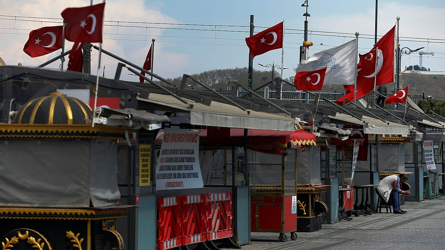 Sokağa çıkma kısıtlaması Türkiye
