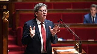 Aşırı solcu "Boyun Eğmeyen Fransa" partisi lideri Jean Luc Melenchon