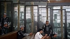 وفاة مخرج شاب داخل السجن بعد عامين من الحبس الاحتياطي بسبب أغنية تسخر من الرئيس المصري