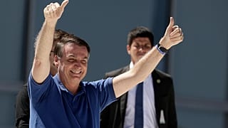 Bolsonaro lidera manifestação em Brasília