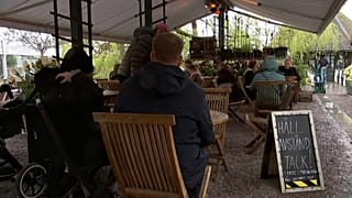 Egekbe emelte a svéd miniszterelnök népszerűségét az unortodox járványkezelés