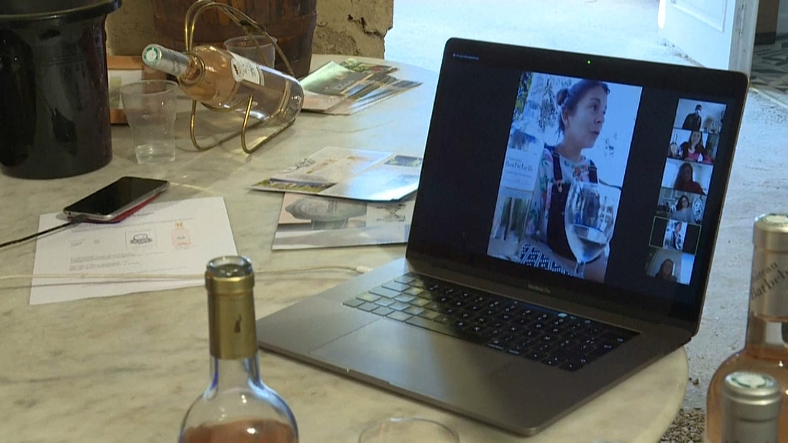 Ils inventent des nouvelles façons de vendre et de faire apprécier leur vin