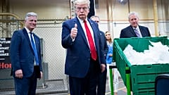 Estados Unidos reabre pese a que la pandemia sigue ganando terreno