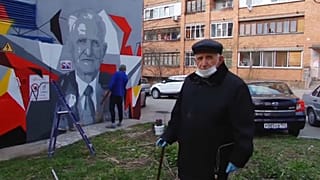 رسم نقاشی دیواری از کهنه سربازان روس به مناسبت سالگرد جنگ جهانی دوم