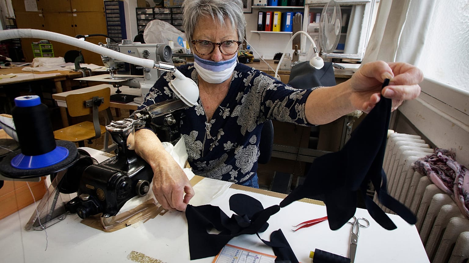 Maßgeschneidert: Designerhandschuhe gegen Covid-19