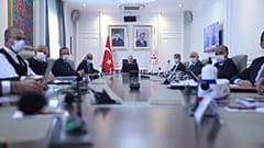 İçişleri Bakanı Süleyman Soylu'nun video konferans yöntemiyle düzenlediği bir toplantı