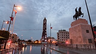 شارع الحبيب بورقيبة في تونس العاصمة