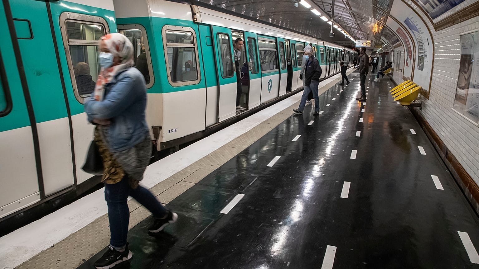 Virus Outbreak France