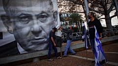 Virus Outbreak Israel Perfecting Protests